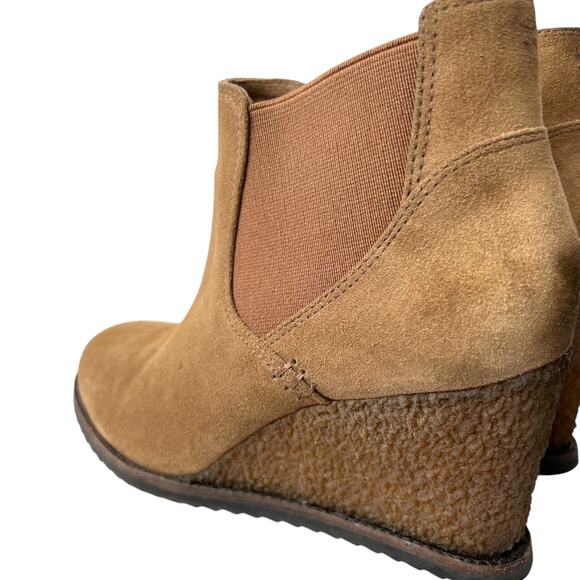 TRASK Tatum Wedge Bootie Suede Wedge Ankle Boots in Tan Size 8M - Picture 9 of 15